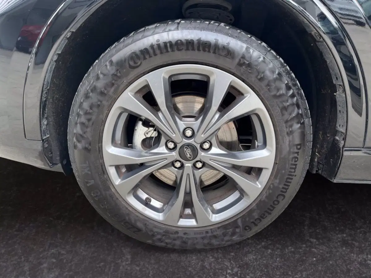 Ford Kuga usata a Milano (9)