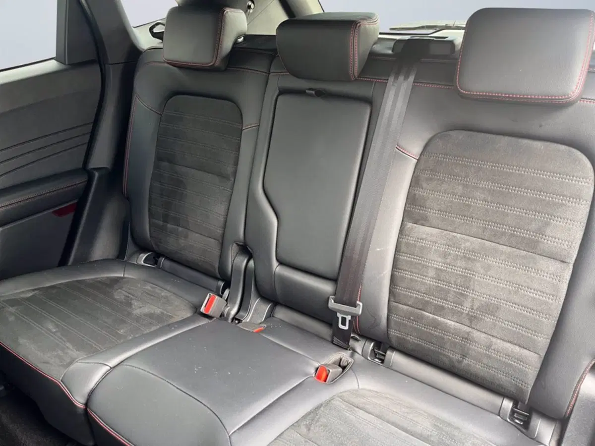 Ford Kuga usata a Milano (13)