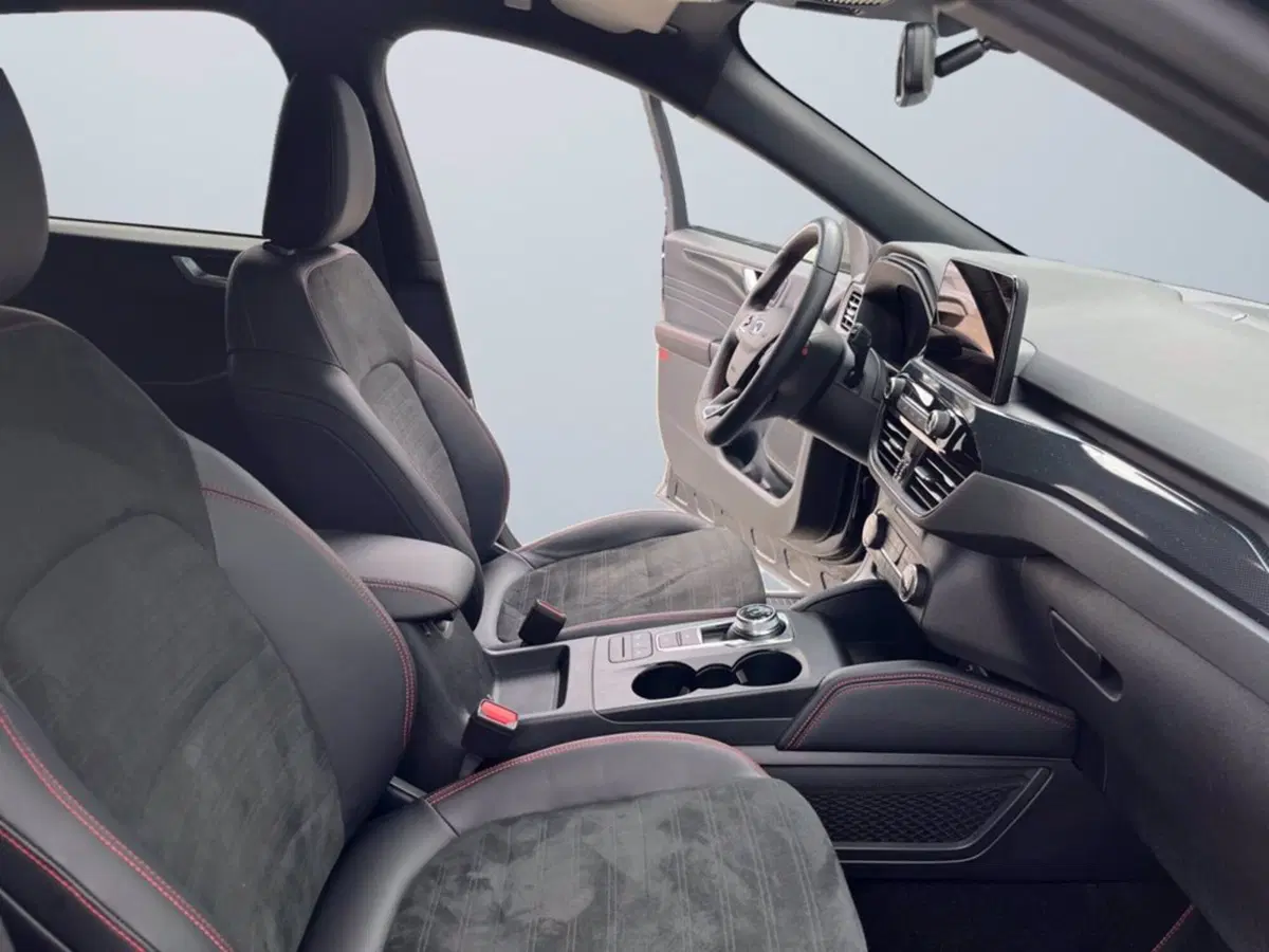 Ford Kuga usata a Milano (16)