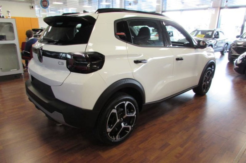 Citroen C3 Aircross nuova a Milano (3)