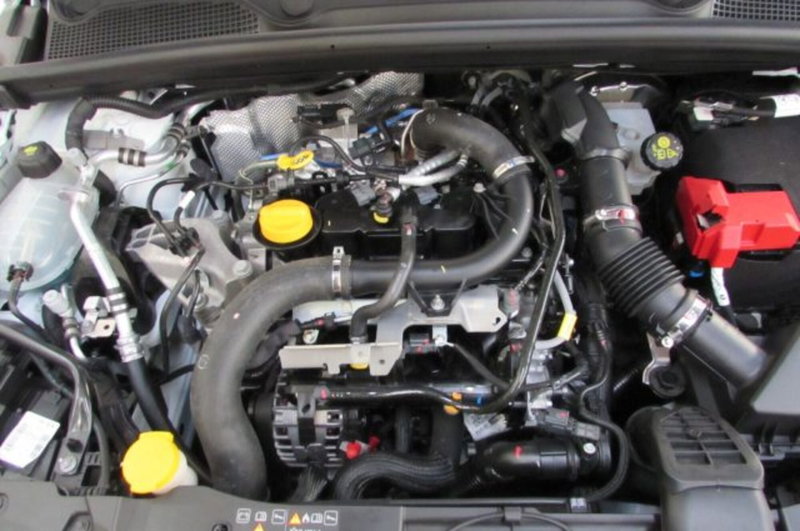 Renault Clio usata a Milano (17)