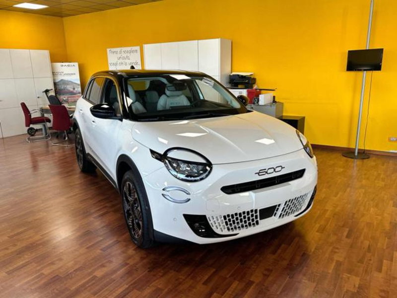 Fiat 600 nuova a Milano (3)