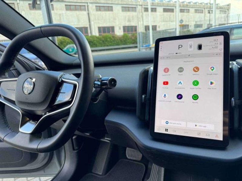 Volvo EX30 usata a Savona (14)