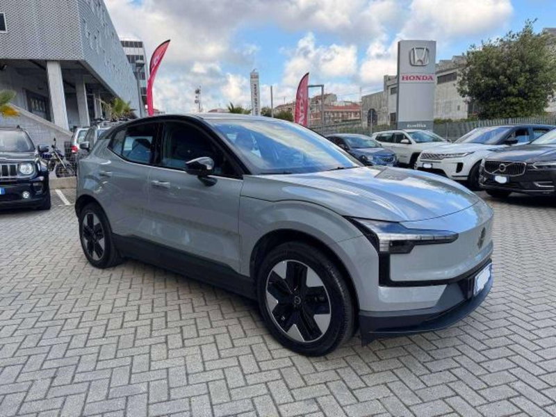 Volvo EX30 usata a Savona (8)