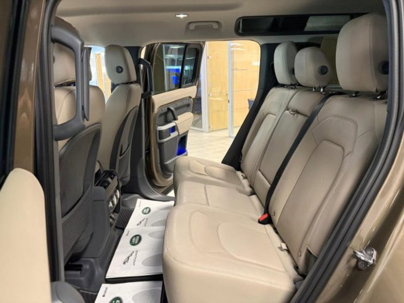 Land Rover Defender usata a Cuneo (13)