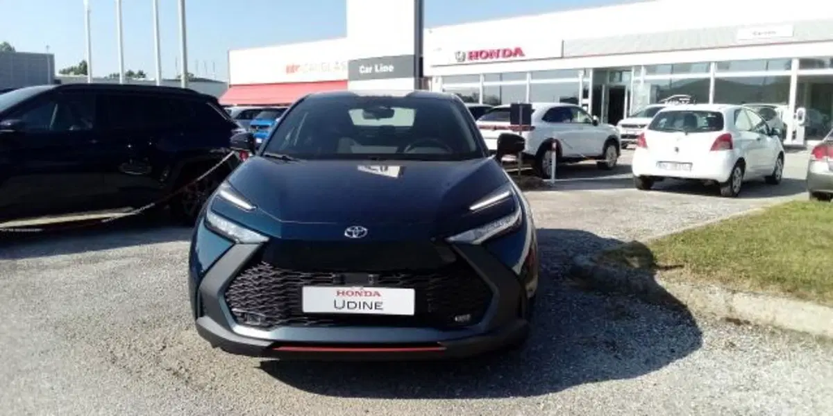 Toyota Toyota C-HR usata a Udine (2)