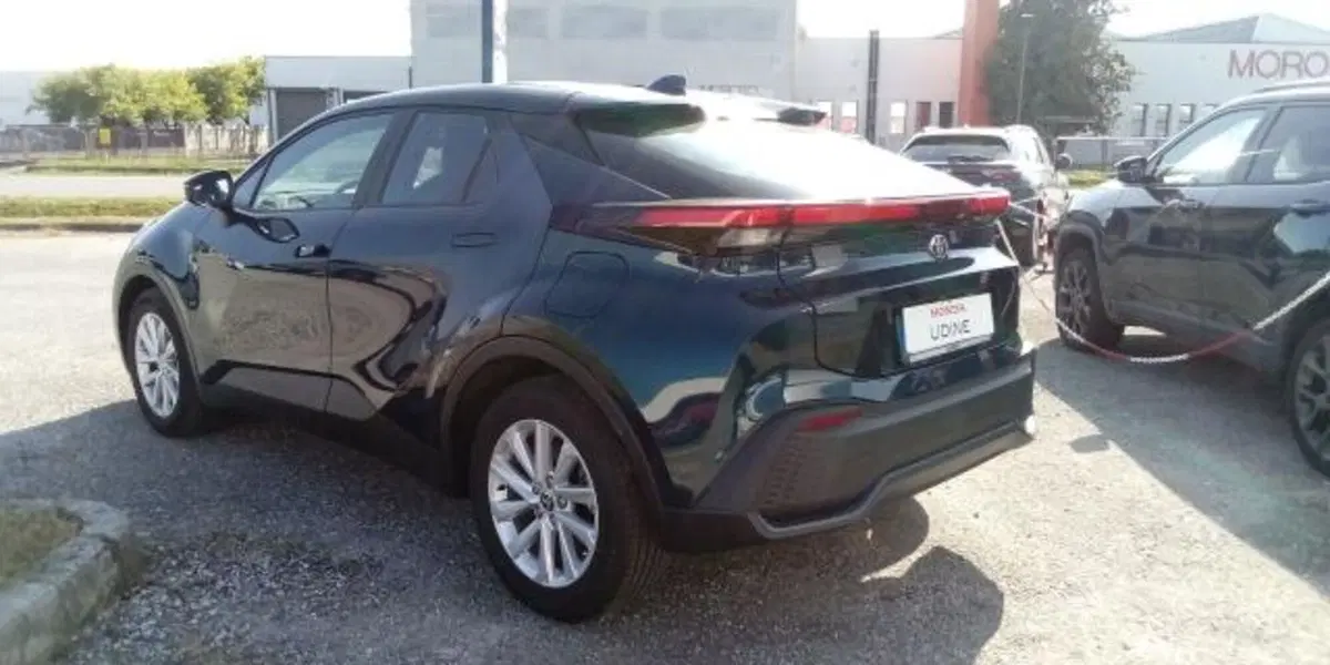 Toyota Toyota C-HR usata a Udine (5)