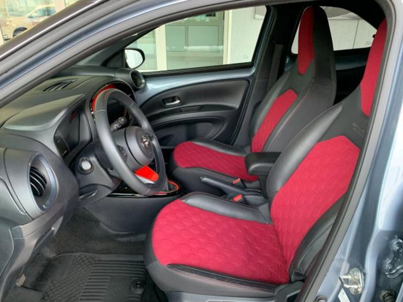 Toyota Aygo X usata a Trieste (10)