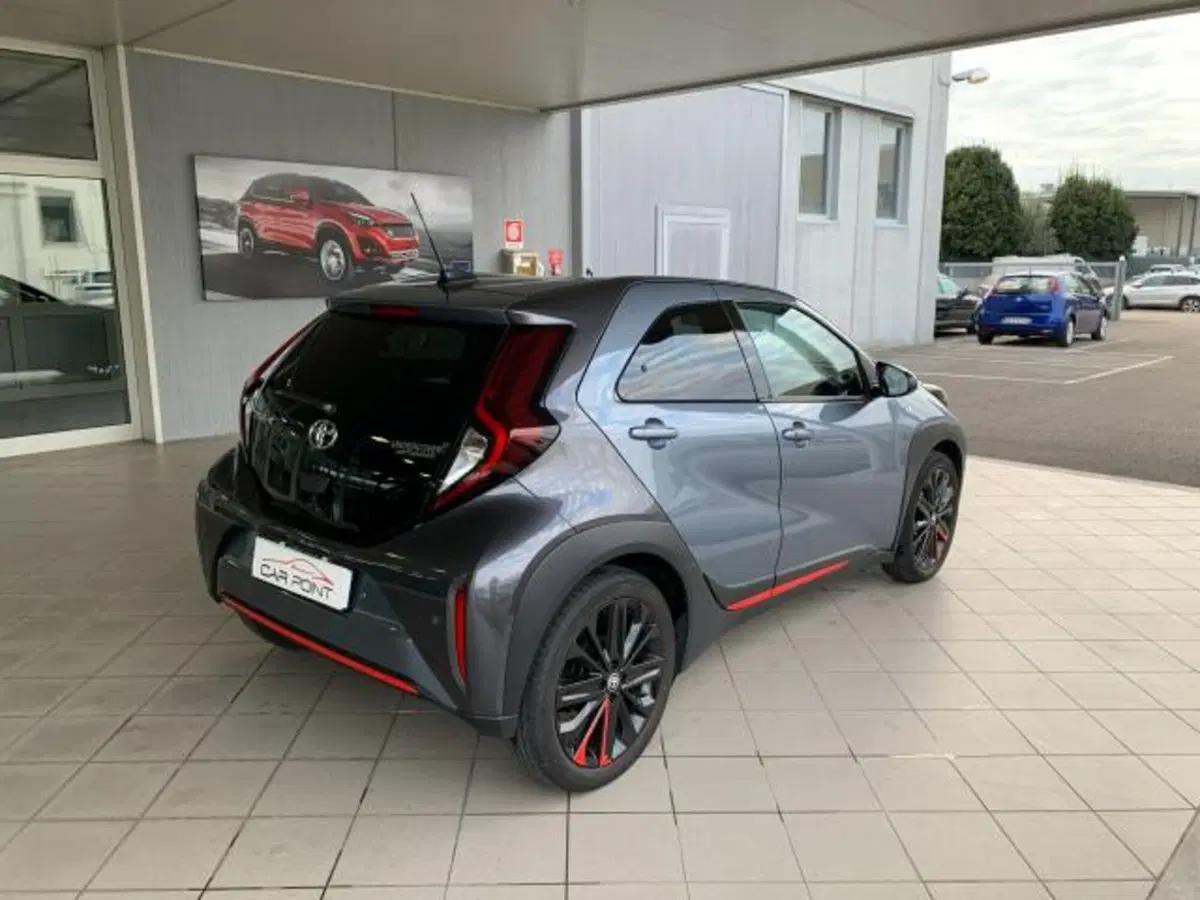 Toyota Aygo X usata a Trieste (5)