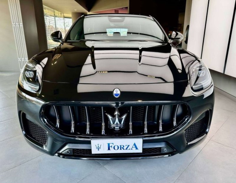 Maserati Grecale usata a Torino (2)