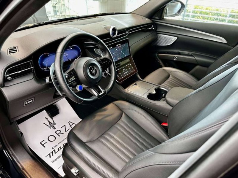 Maserati Grecale usata a Torino (9)