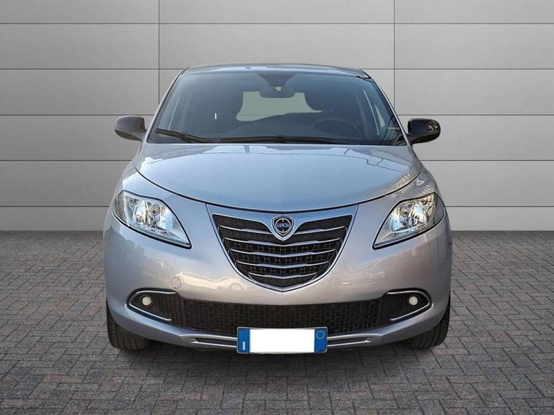 Lancia Ypsilon usata a Torino (3)