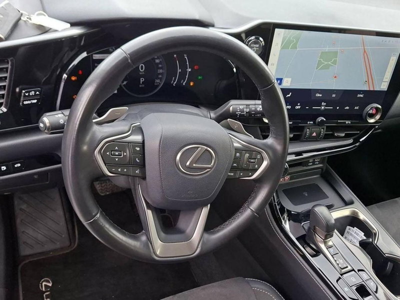 Lexus NX usata a Torino (12)