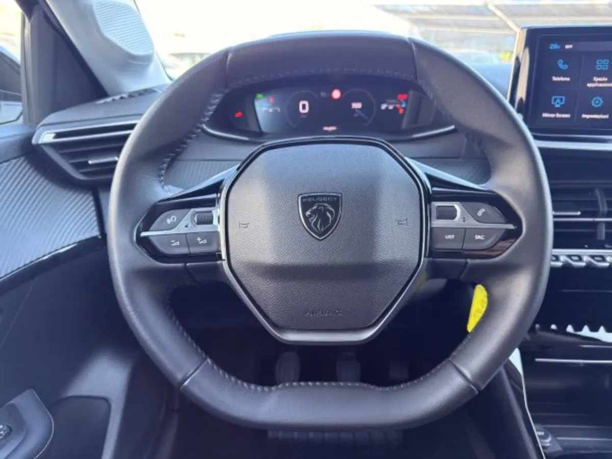 Peugeot 208 usata a Brescia (7)