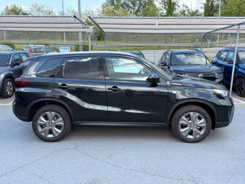 Suzuki Vitara nuova a Brescia (4)