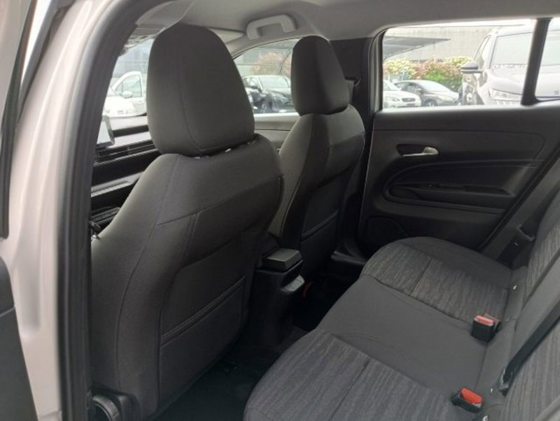 Jeep Avenger nuova a Brescia (8)