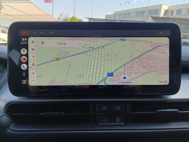 Jeep Avenger nuova a Brescia (13)