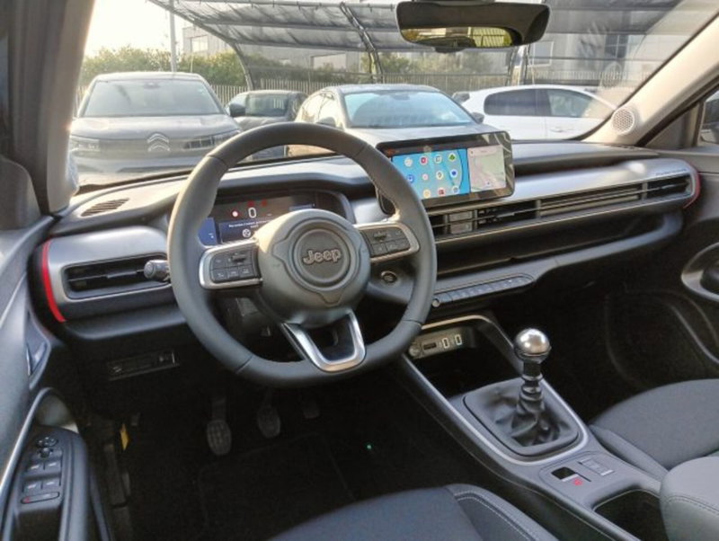 Jeep Avenger nuova a Brescia (6)