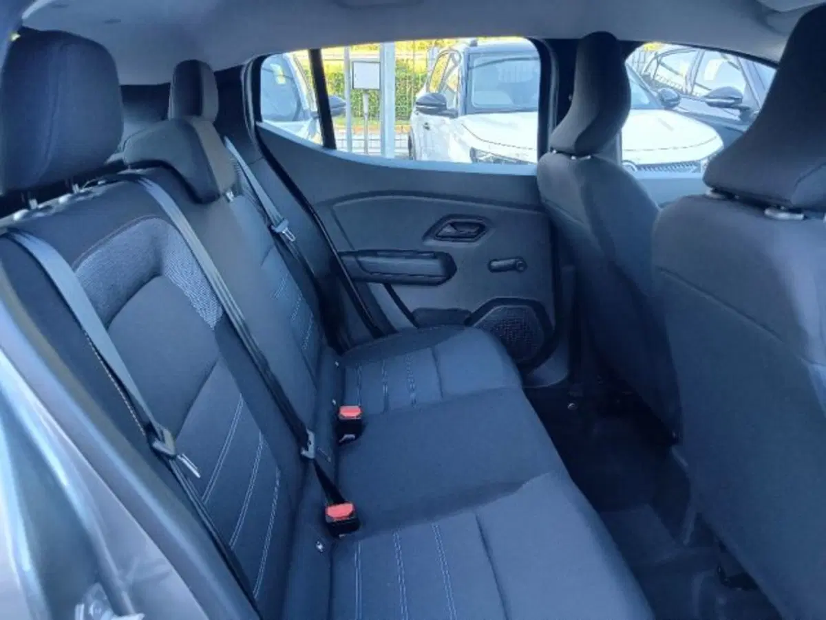 Dacia Sandero Stepway nuova a Brescia (17)