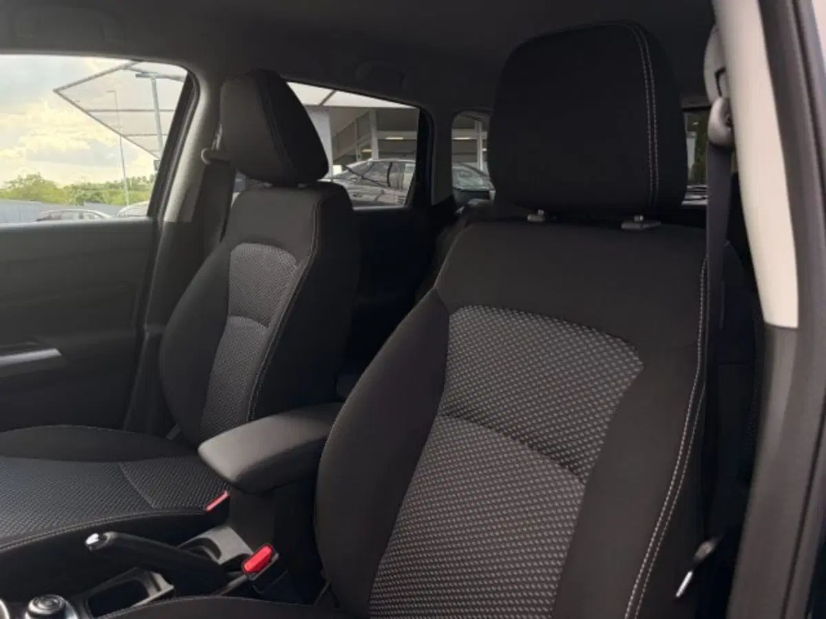 Suzuki Vitara nuova a Brescia (16)