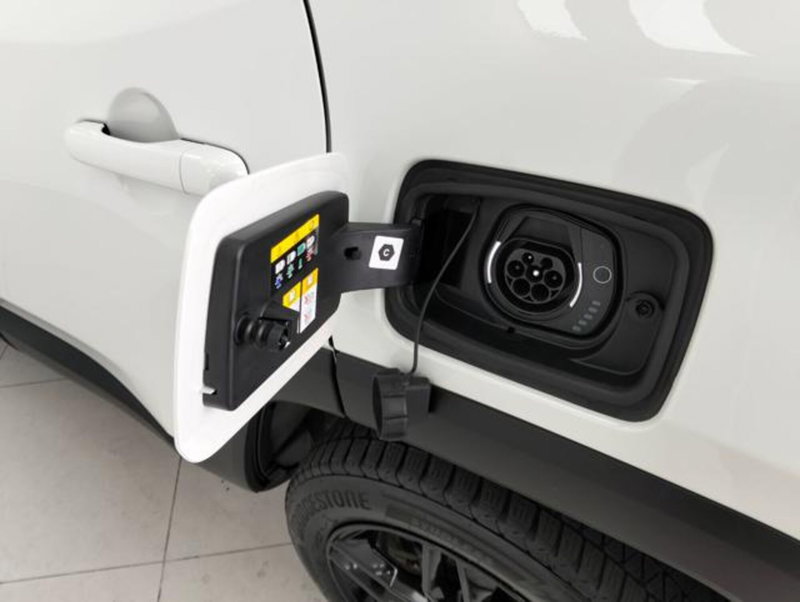 Jeep Renegade usata a Como (11)