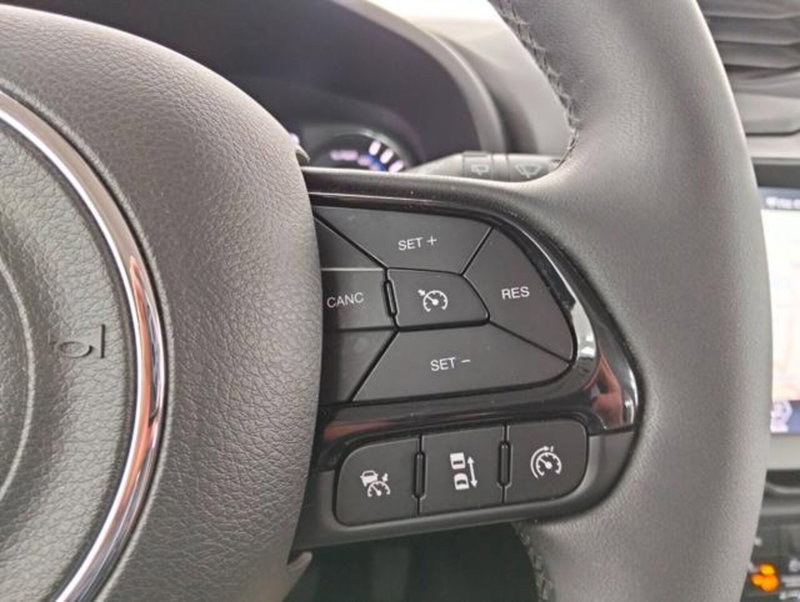 Jeep Renegade usata a Como (14)