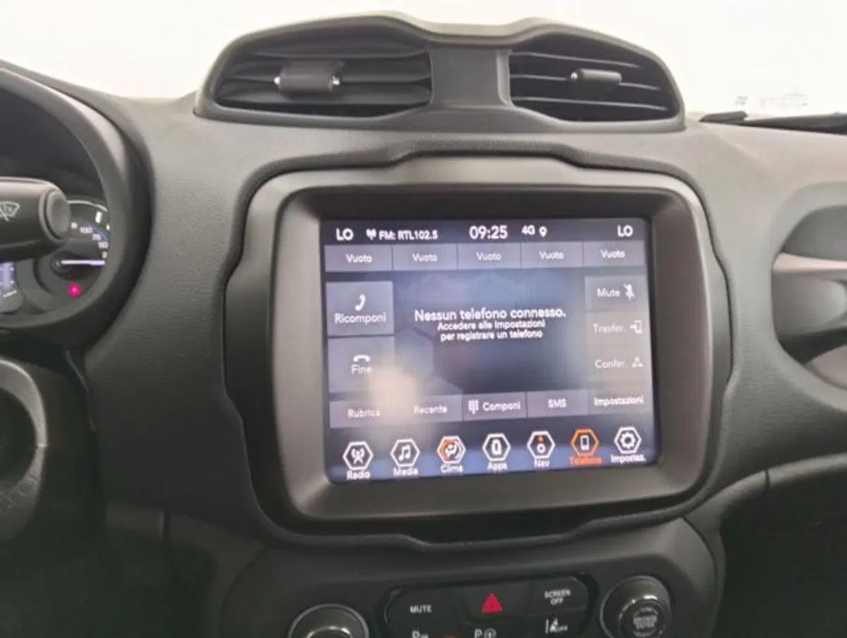 Jeep Renegade usata a Como (15)