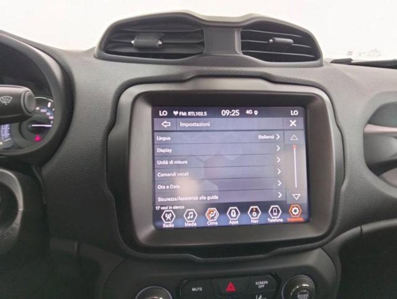 Jeep Renegade usata a Como (17)