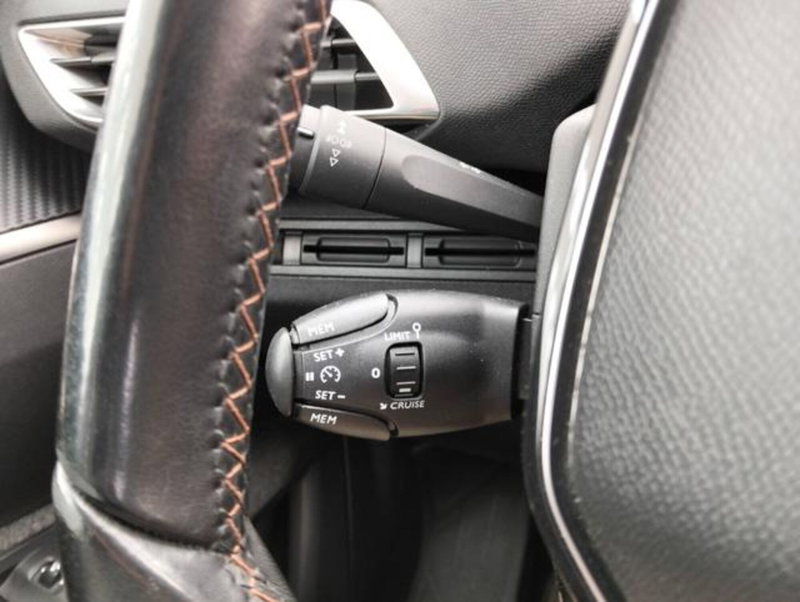 Peugeot 3008 usata a Como (11)