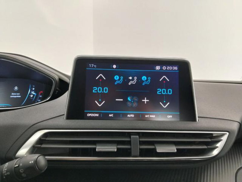 Peugeot 3008 usata a Como (14)