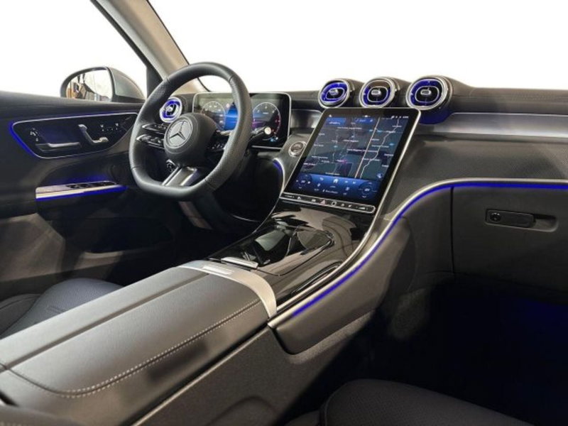Mercedes-Benz GLC nuova a Bologna (15)
