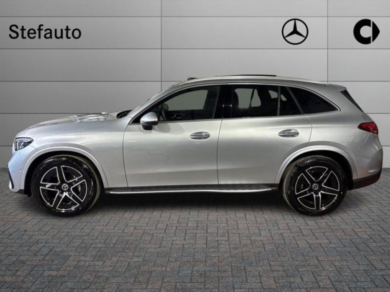 Mercedes-Benz GLC nuova a Bologna (3)