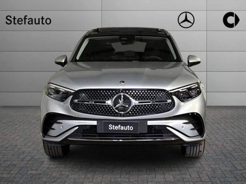Mercedes-Benz GLC nuova a Bologna (4)