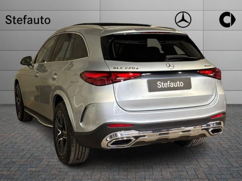 Mercedes-Benz GLC nuova a Bologna (5)