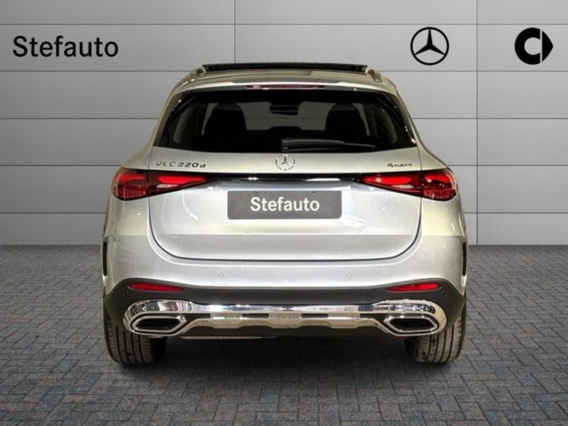 Mercedes-Benz GLC nuova a Bologna (6)
