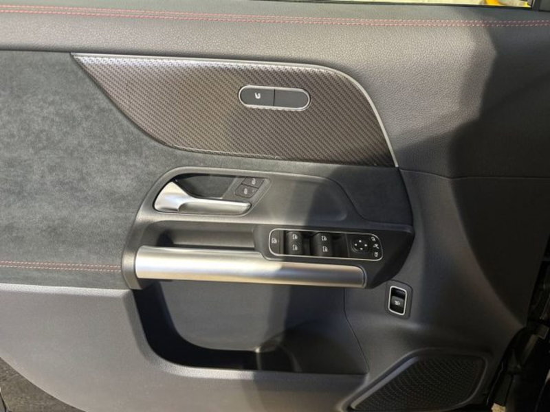 Mercedes-Benz GLA SUV nuova a Bologna (10)