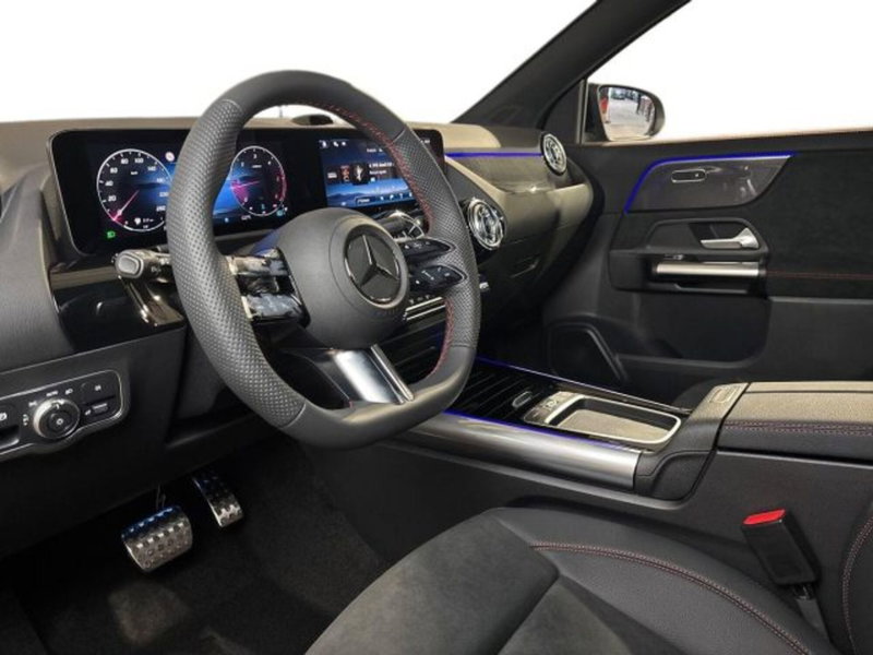 Mercedes-Benz GLA SUV nuova a Bologna (11)