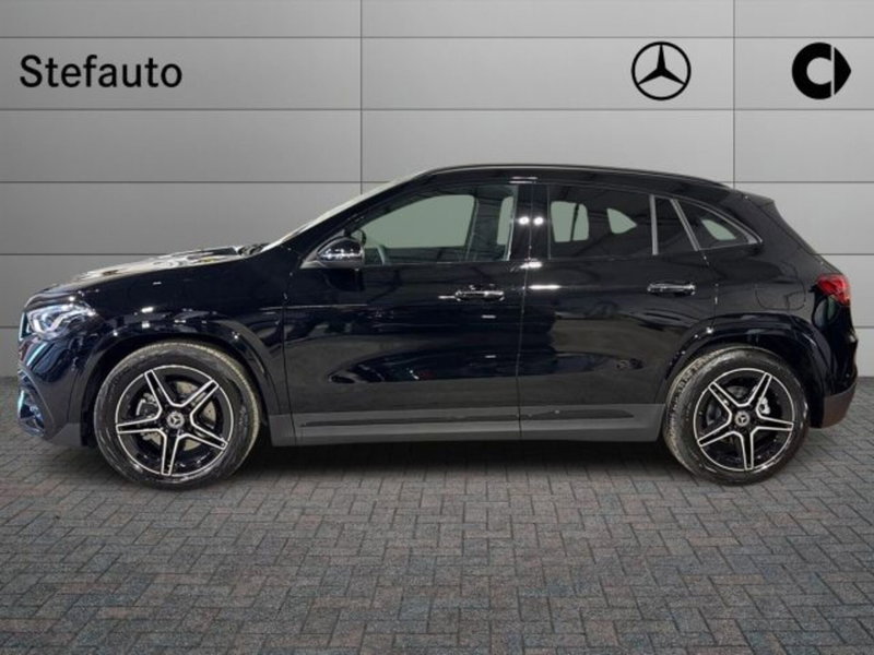 Mercedes-Benz GLA SUV nuova a Bologna (3)