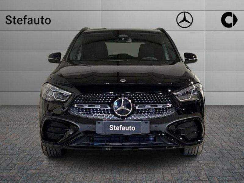 Mercedes-Benz GLA SUV nuova a Bologna (4)
