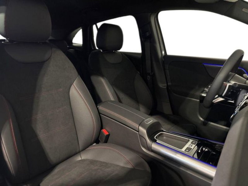 Mercedes-Benz GLA SUV nuova a Bologna (16)