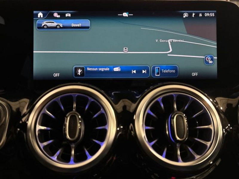 Mercedes-Benz GLA SUV nuova a Bologna (17)
