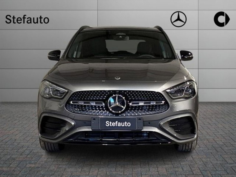 Mercedes-Benz GLA SUV nuova a Bologna (4)