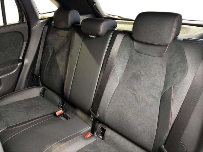 Mercedes-Benz GLA SUV nuova a Bologna (9)