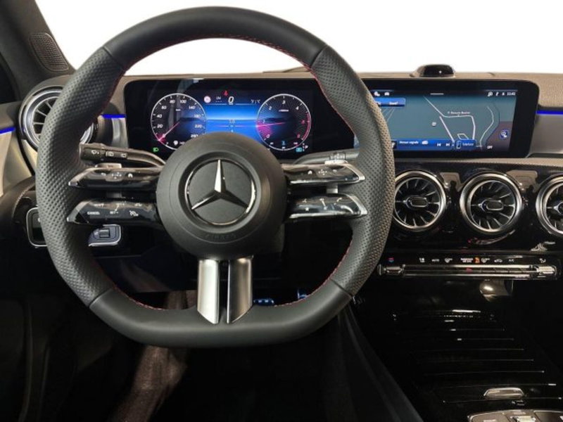 Mercedes-Benz Classe A nuova a Bologna (14)