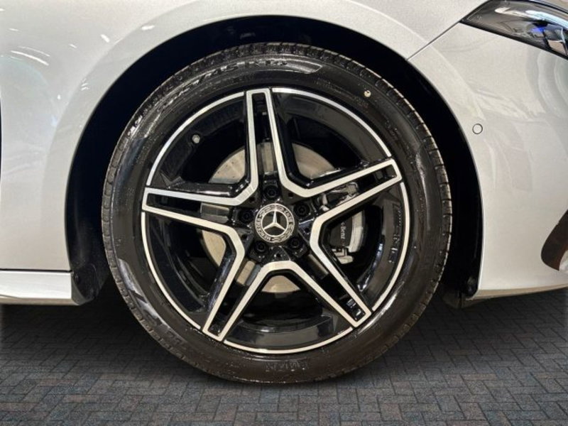 Mercedes-Benz Classe A nuova a Bologna (8)