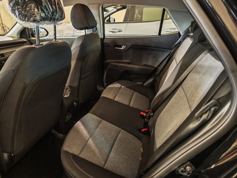 Kia Stonic nuova a Vicenza (7)