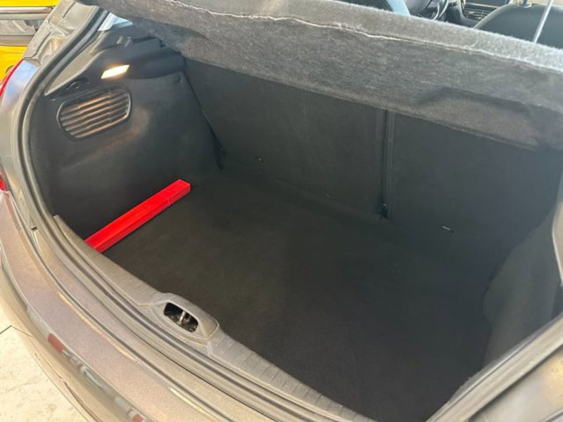 Peugeot 208 usata a Vicenza (5)