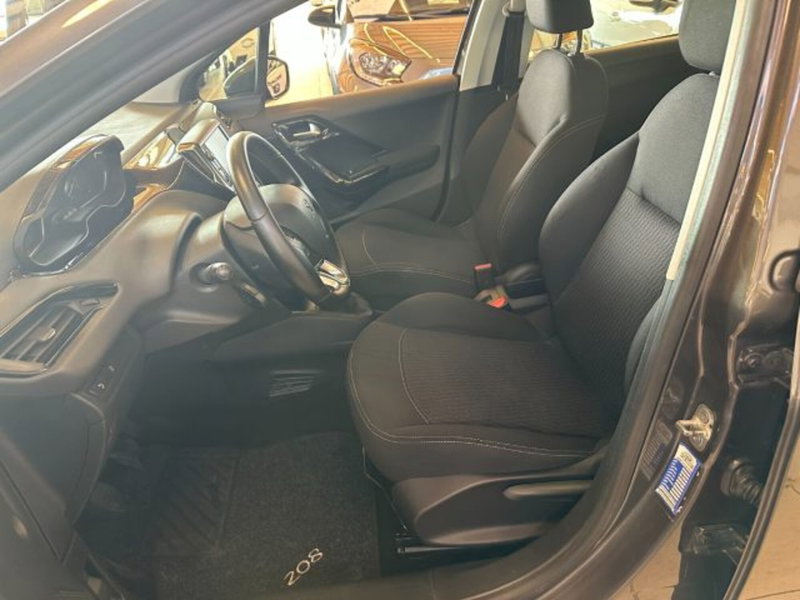 Peugeot 208 usata a Vicenza (7)