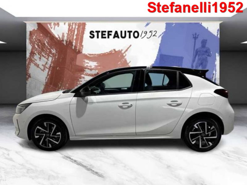 Opel Corsa nuova a Bologna (3)