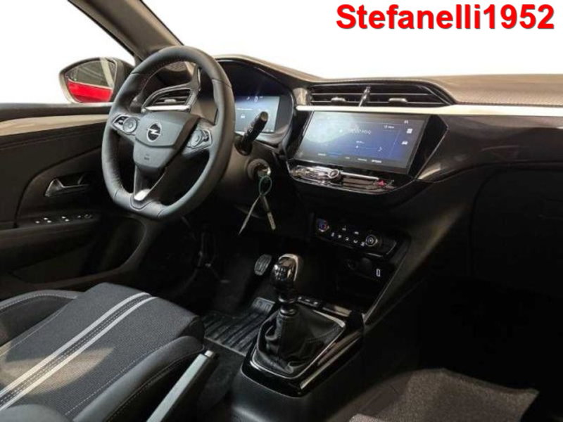 Opel Corsa nuova a Bologna (15)